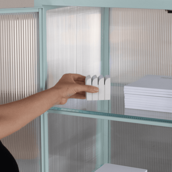 Cristaleira Hertz | 1 porta - MEZAS
