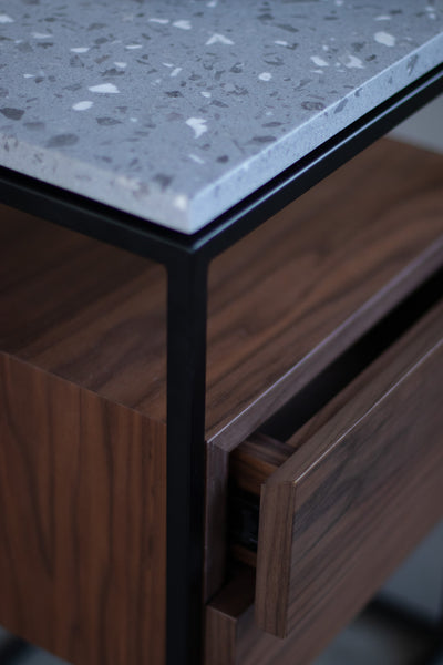 Mesa de Cabeceira Hertz - MEZAS