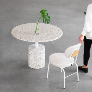 Mesa Bouman Neck Sol | Tampo Concreto e Granilite - MEZAS