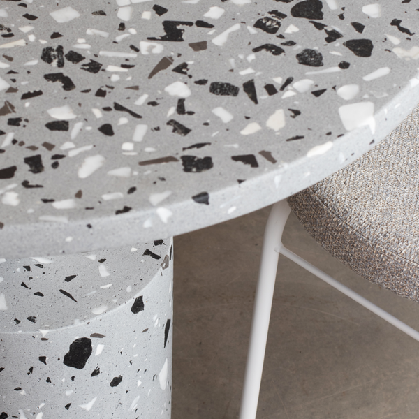 Mesa Bouman Neck Sol | Tampo Concreto e Granilite - MEZAS