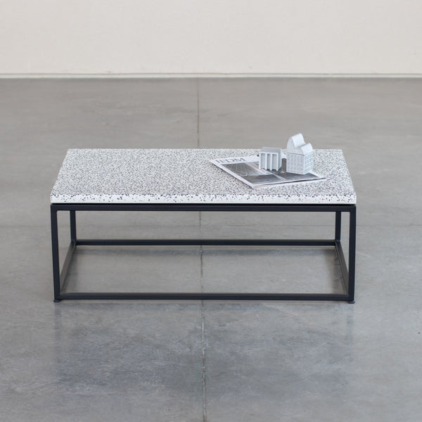 Mesa de Centro Hertz | Tampo Concreto e Granilite - MEZAS