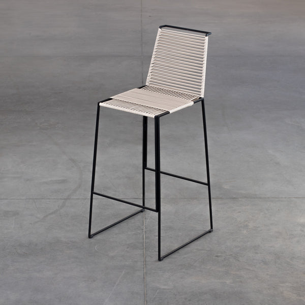Banqueta Hooke Espaguete PVC - MEZAS